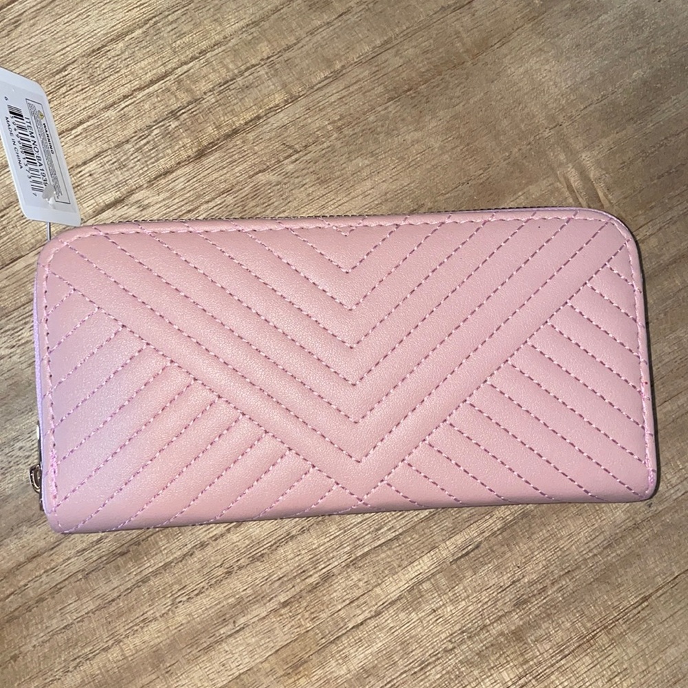 pink wallet